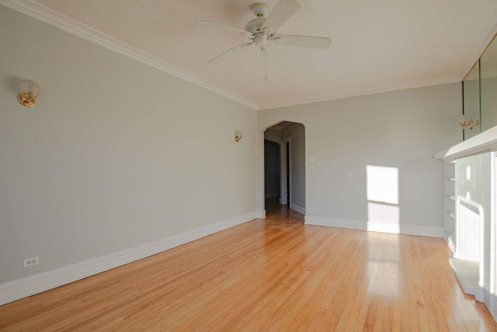 8229 S Vernon Avenue - Photo 1