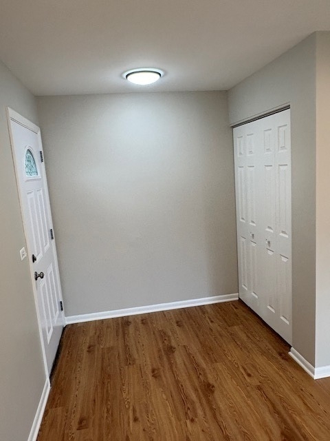 975 N York Street - Photo 3