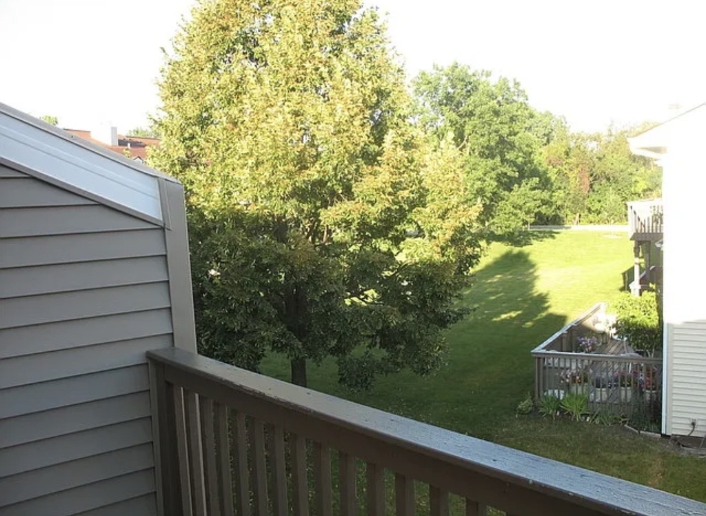 995 S Pinetree Circle - Photo 4