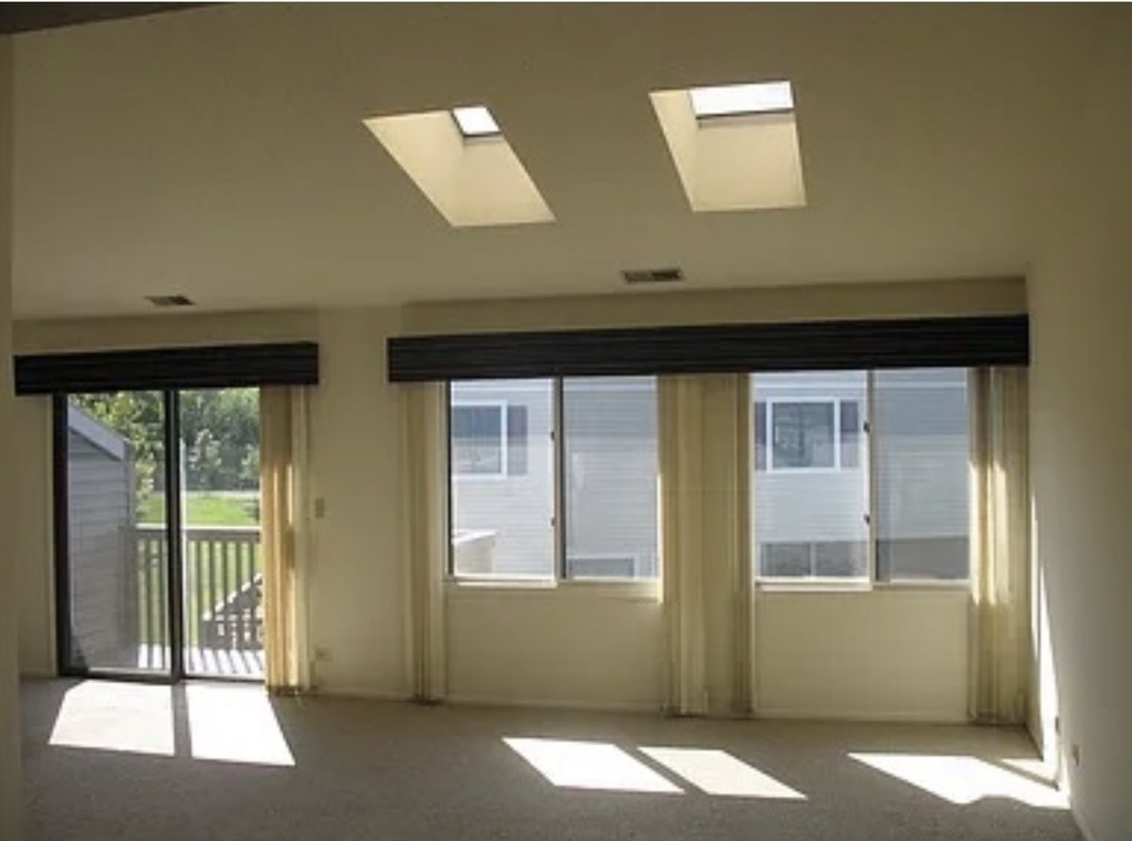 995 S Pinetree Circle - Photo 3