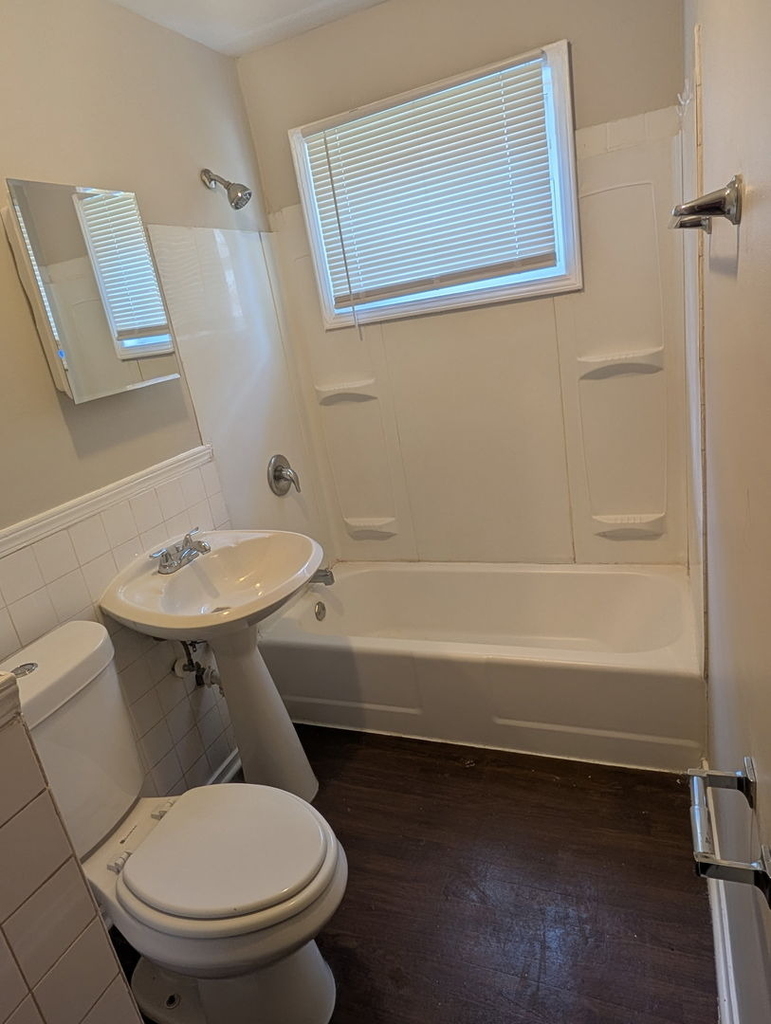 14610 Blackstone Avenue - Photo 5