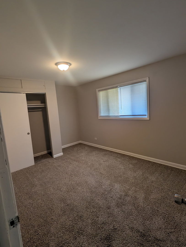 14610 Blackstone Avenue - Photo 4