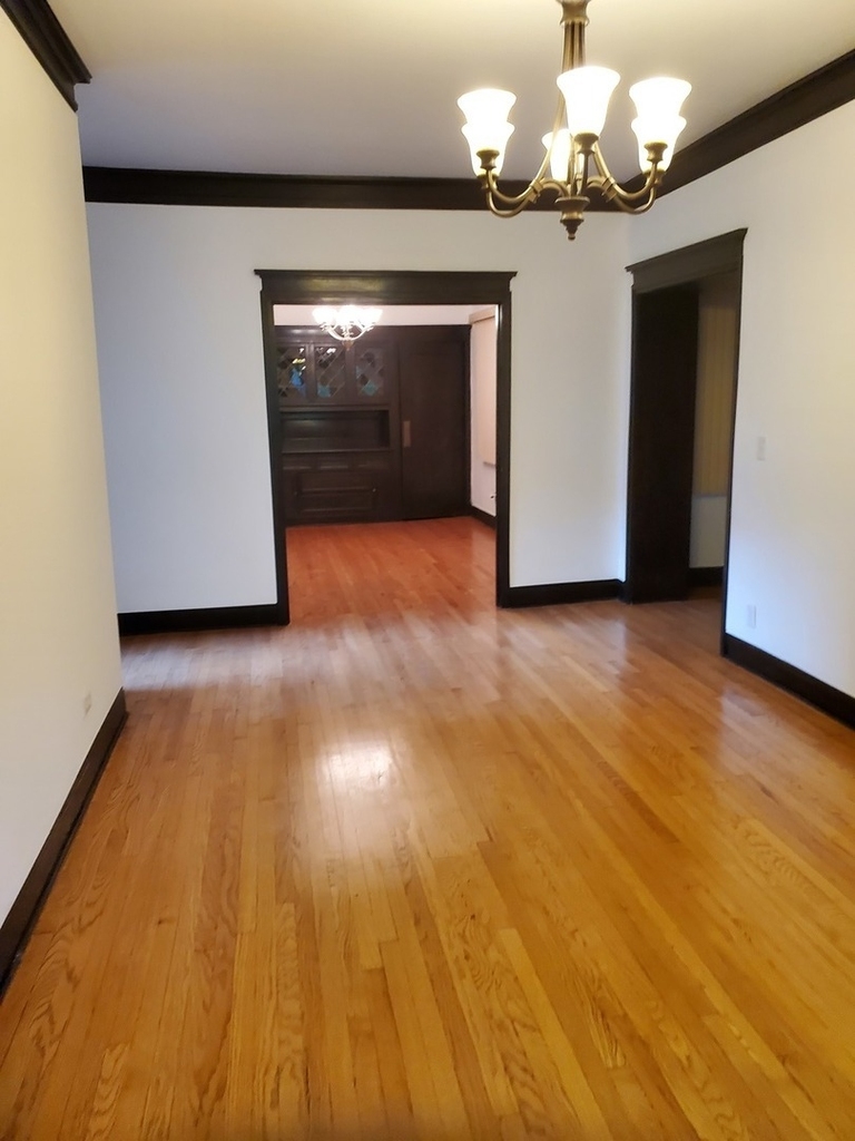 5720 S Kenwood Avenue - Photo 2