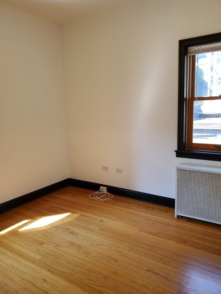5720 S Kenwood Avenue - Photo 17