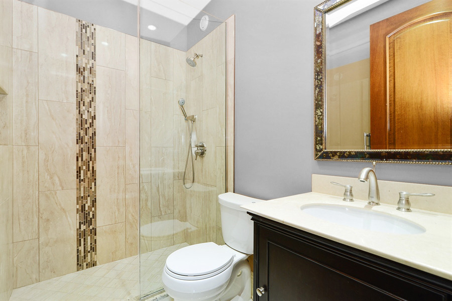 211 E Ohio Street - Photo 6
