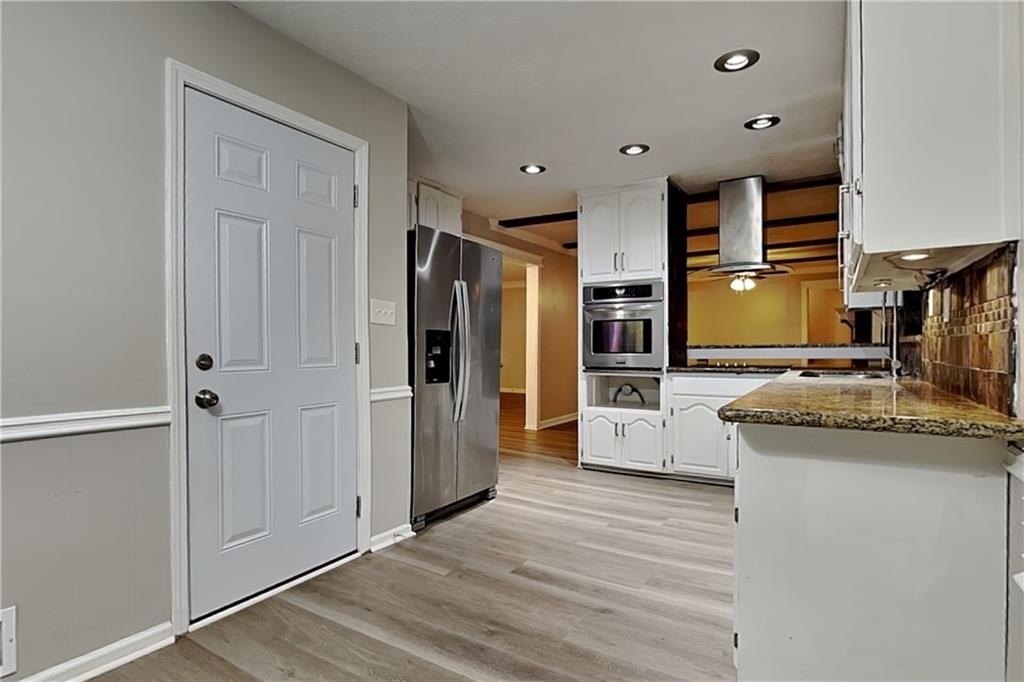 2755 Hickory Circle - Photo 5