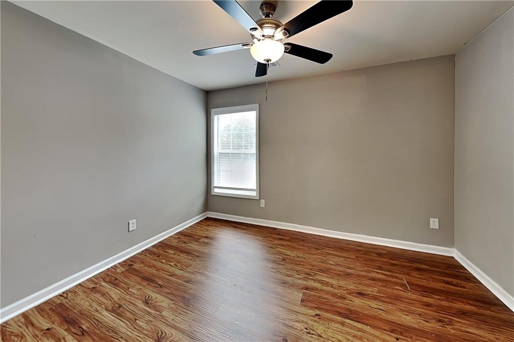 6430 Queensdale Drive - Photo 10