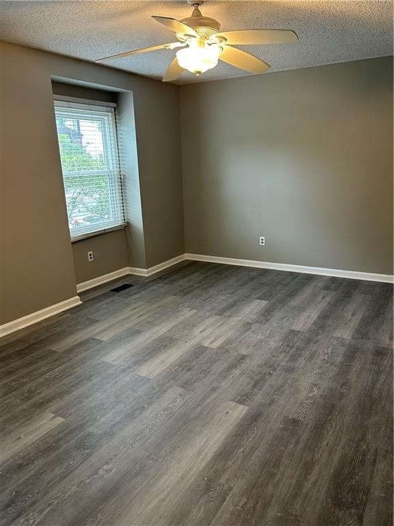 5031 Bell Drive Se - Photo 8