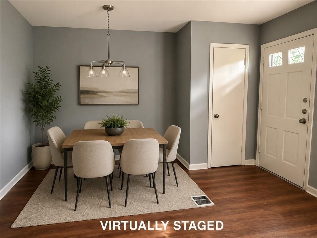 1821 Sandringham Drive Sw - Photo 3