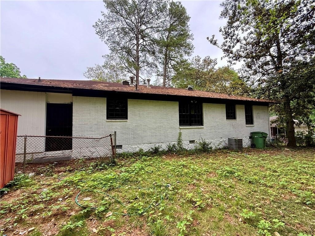 1821 Sandringham Drive Sw - Photo 16