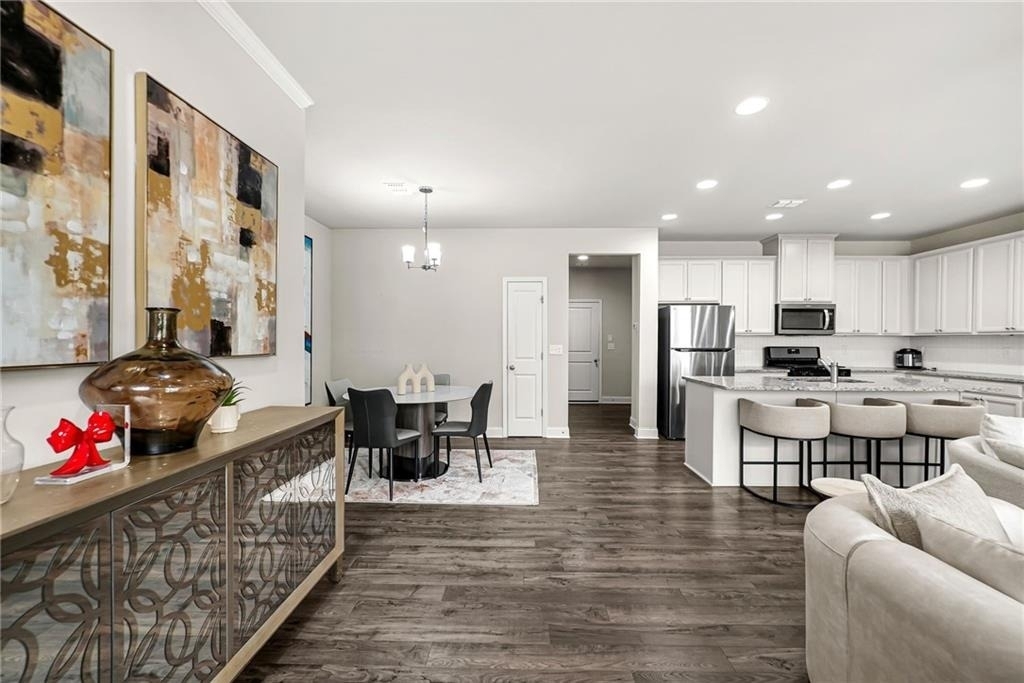 791 Belrose Drive - Photo 5