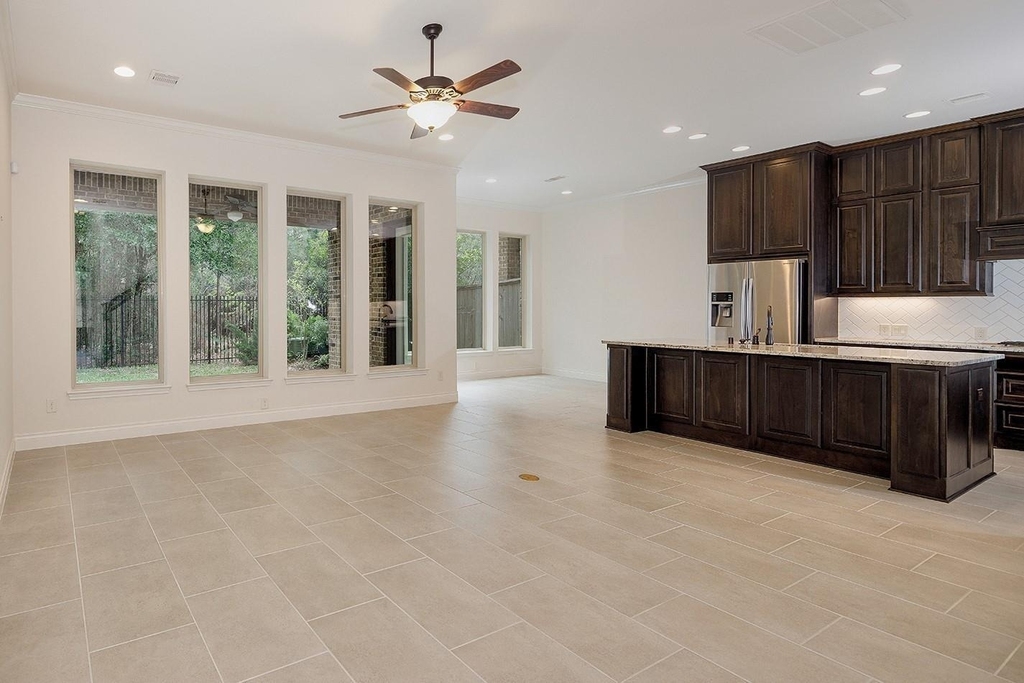 34 Daffodil Meadow Place - Photo 4