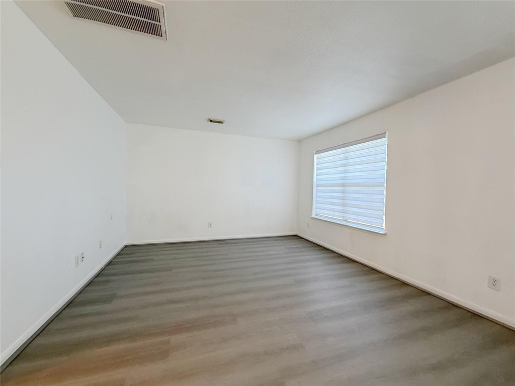4707 Meadowthorn Court - Photo 24