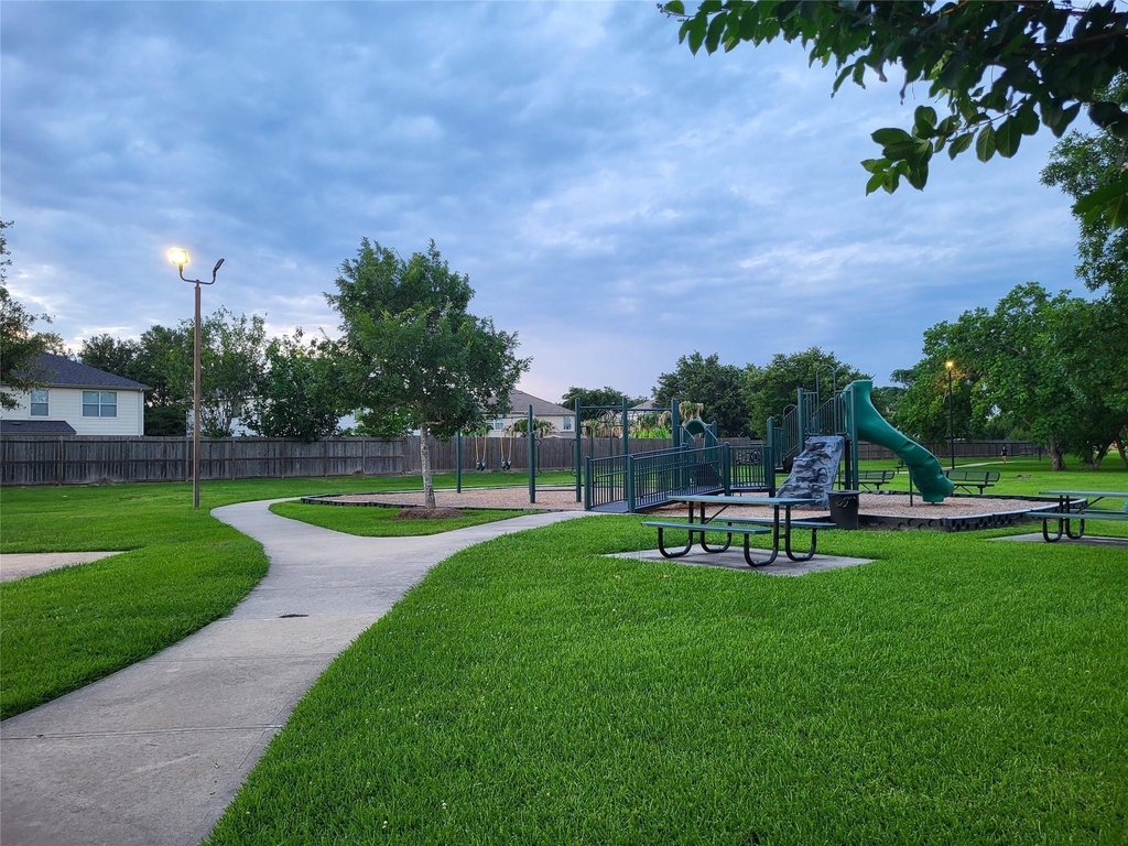 4707 Meadowthorn Court - Photo 38