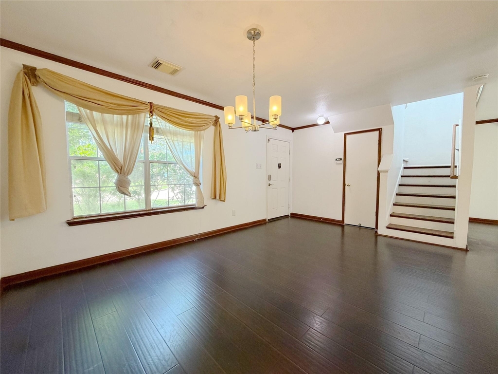 4707 Meadowthorn Court - Photo 11