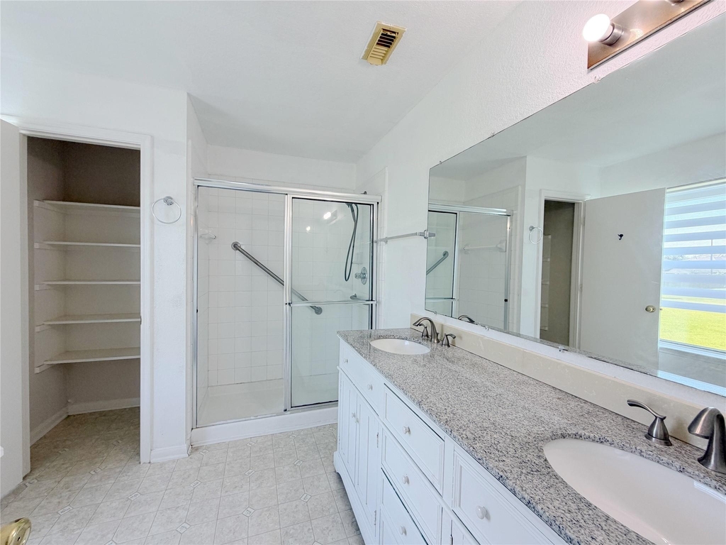 4707 Meadowthorn Court - Photo 19
