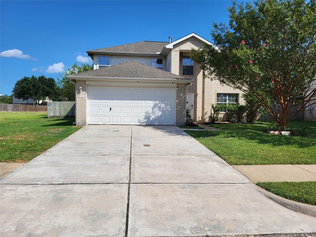 4707 Meadowthorn Court - Photo 0
