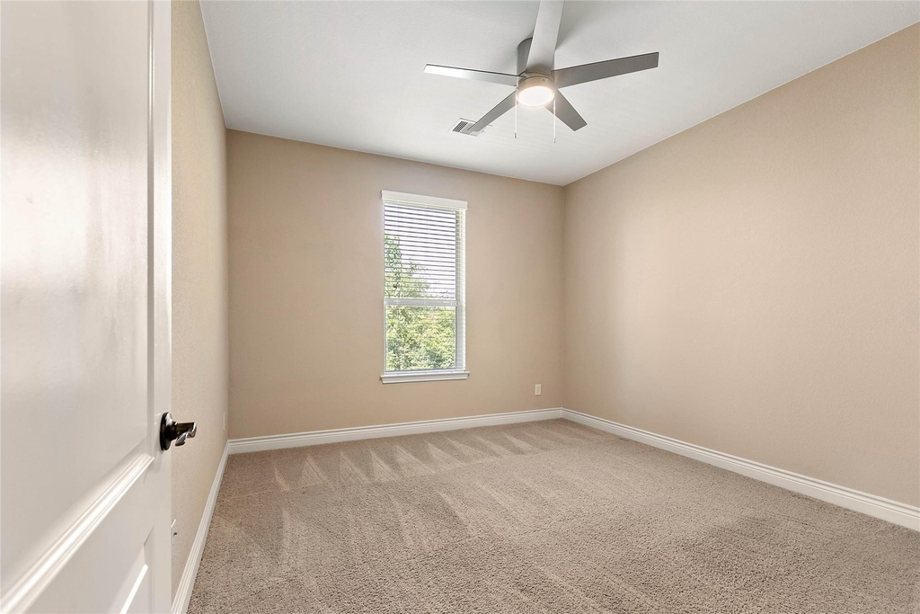 68 Daffodil Meadow Place - Photo 29
