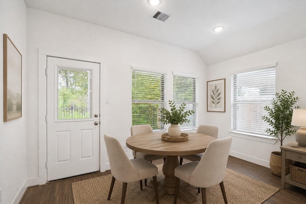 1600 Portia Lane - Photo 6