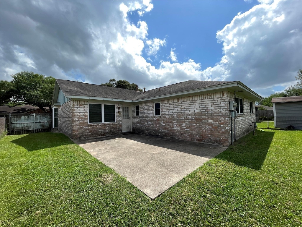 1303 Sigma Street - Photo 4