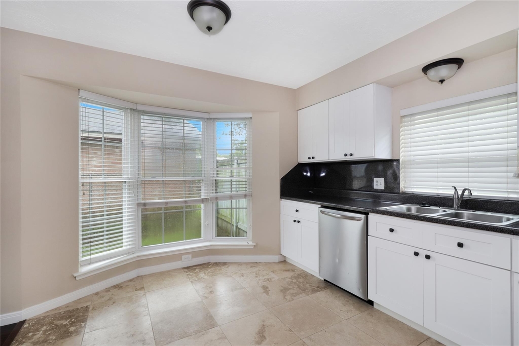 1303 Sigma Street - Photo 7