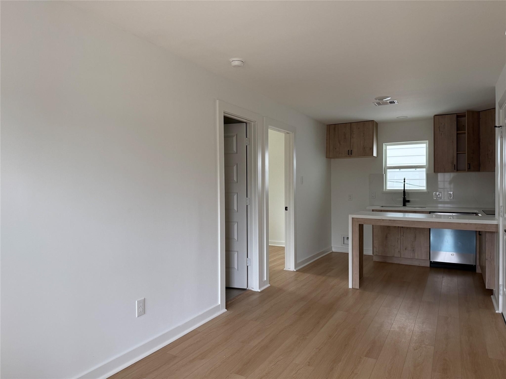 3617 Rosalie Street - Photo 2