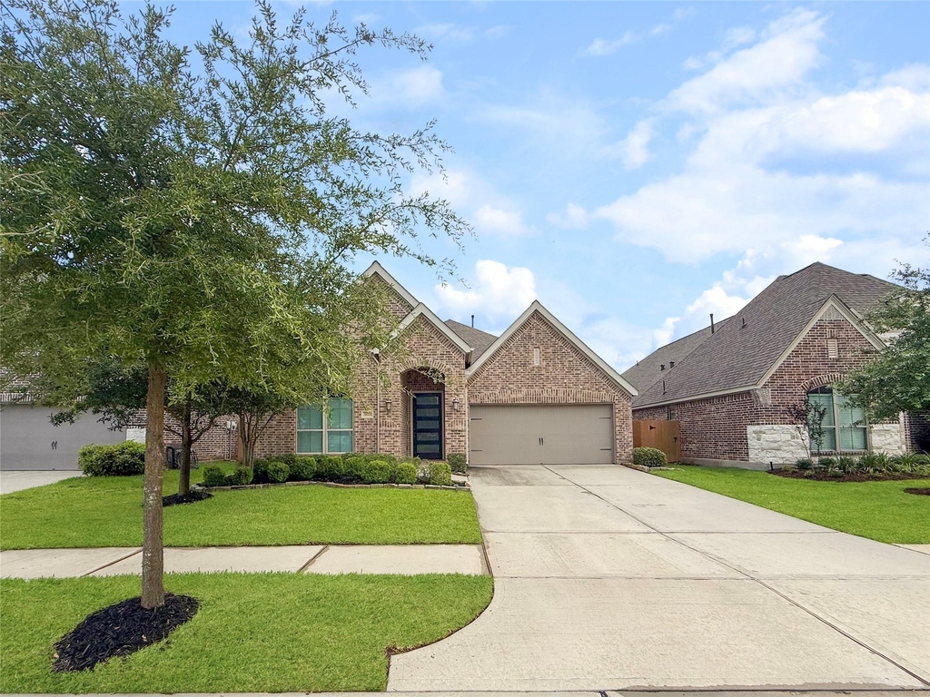 28173 Knight Peak Drive - Photo 0