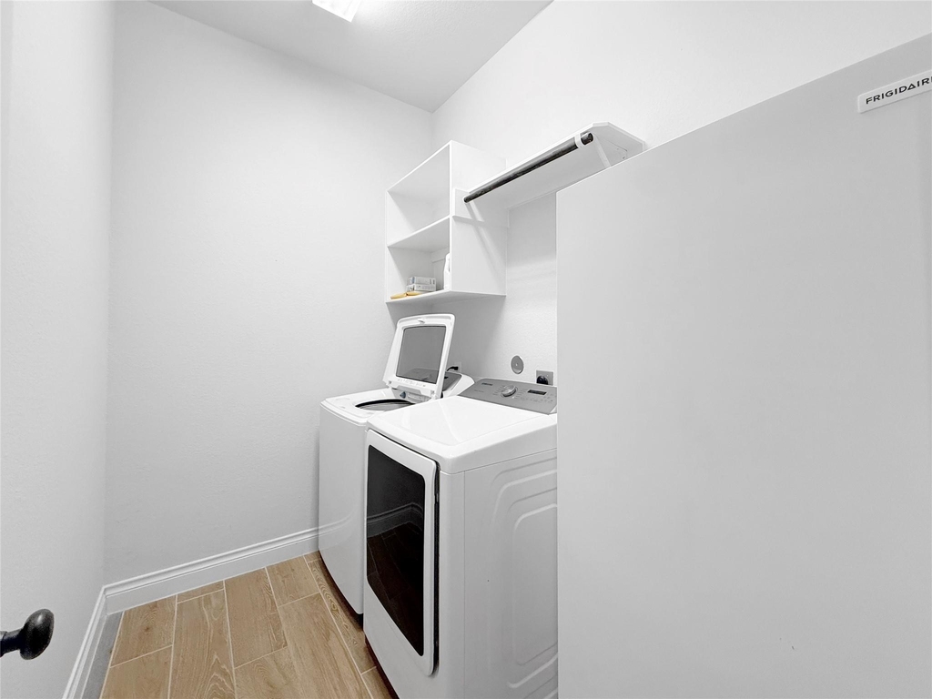 28173 Knight Peak Drive - Photo 15