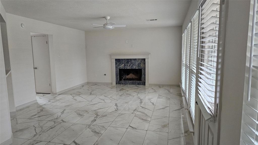 23510 Stratsborough Drive - Photo 12