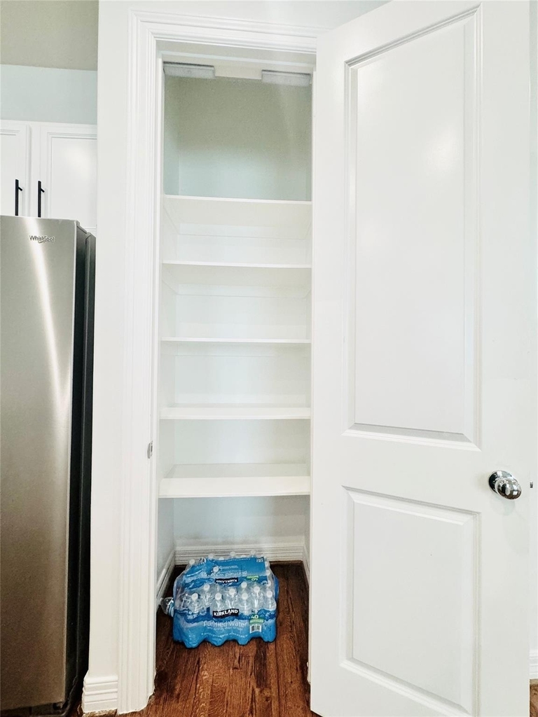3846 Center Street - Photo 16