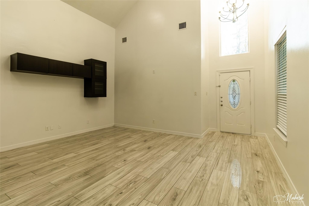 10904 Panther Court - Photo 5