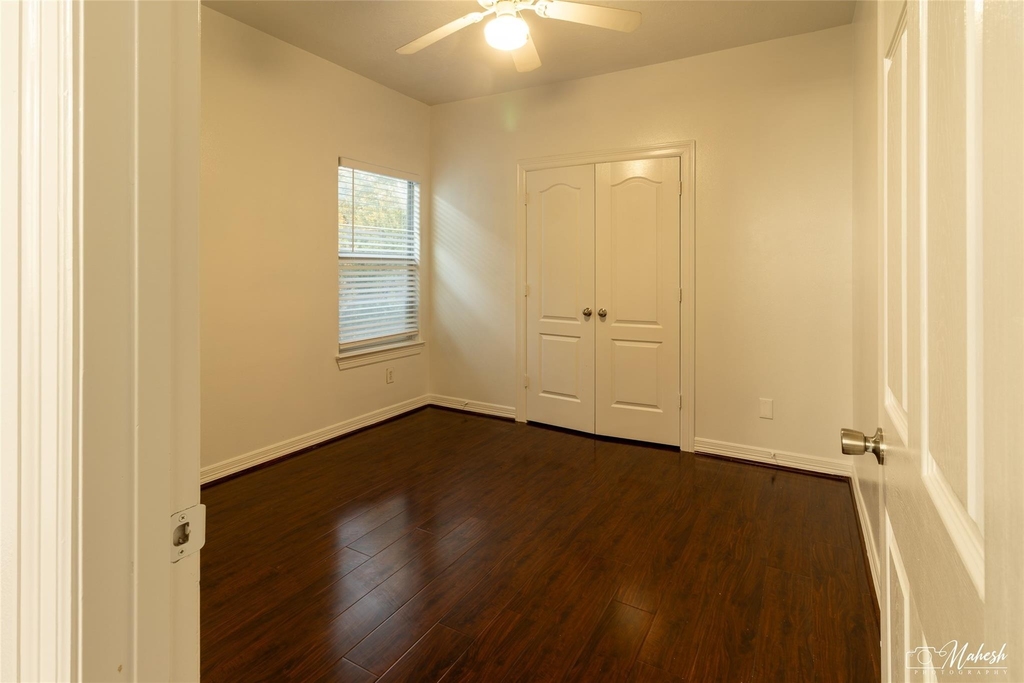 10904 Panther Court - Photo 17