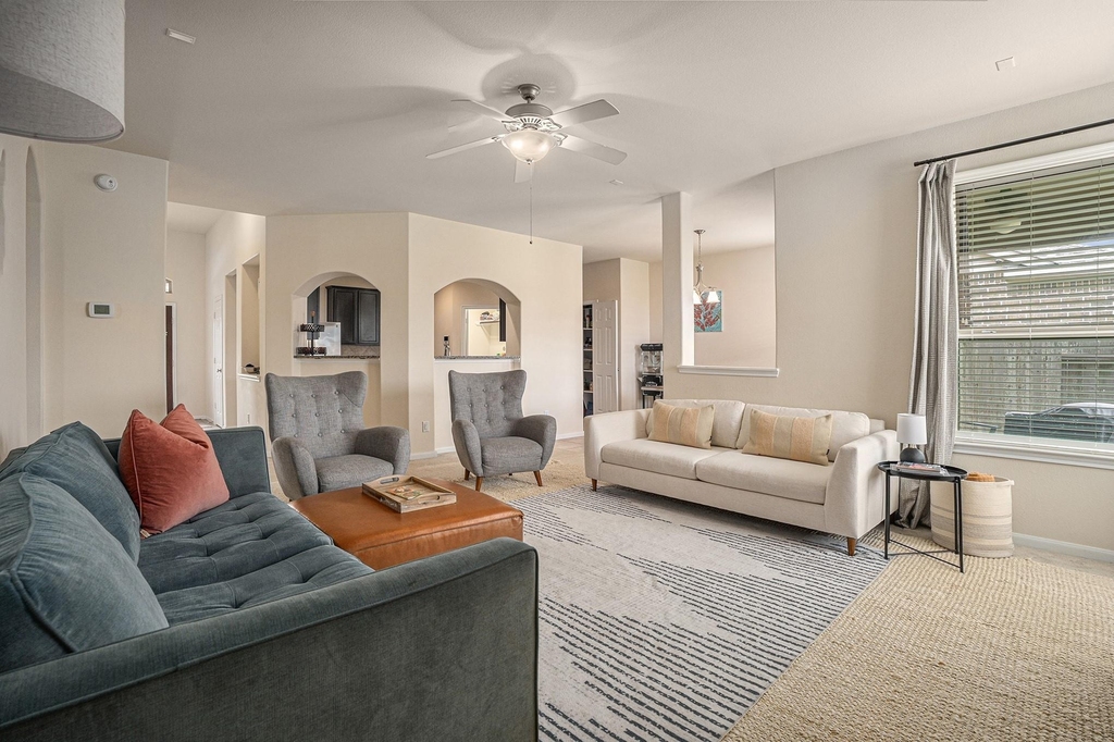 2449 Pamplona Lane - Photo 8
