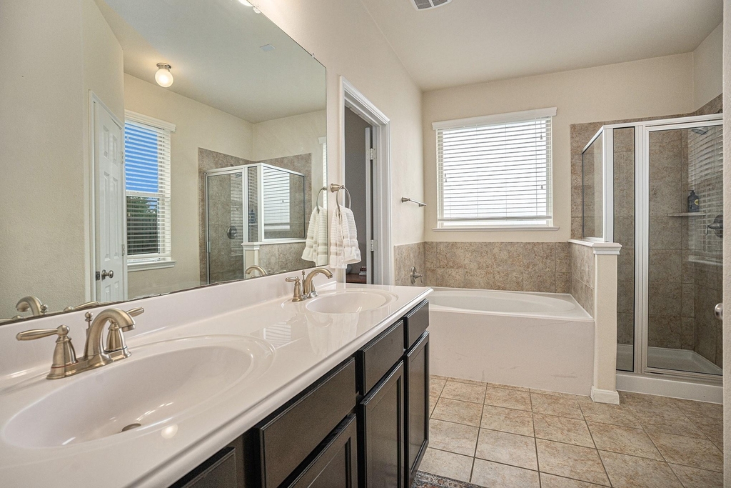 2449 Pamplona Lane - Photo 11