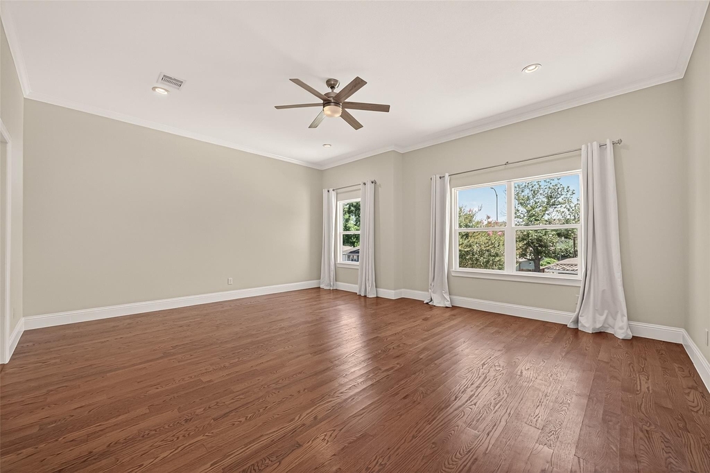 2211 Silverbonnet Street - Photo 26