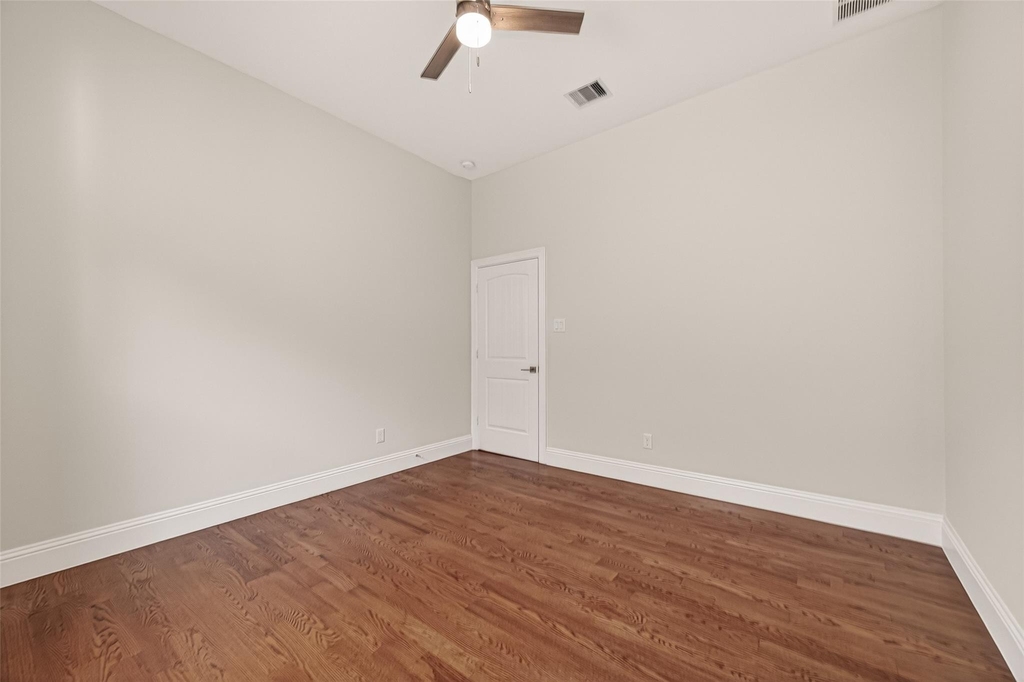 2211 Silverbonnet Street - Photo 23