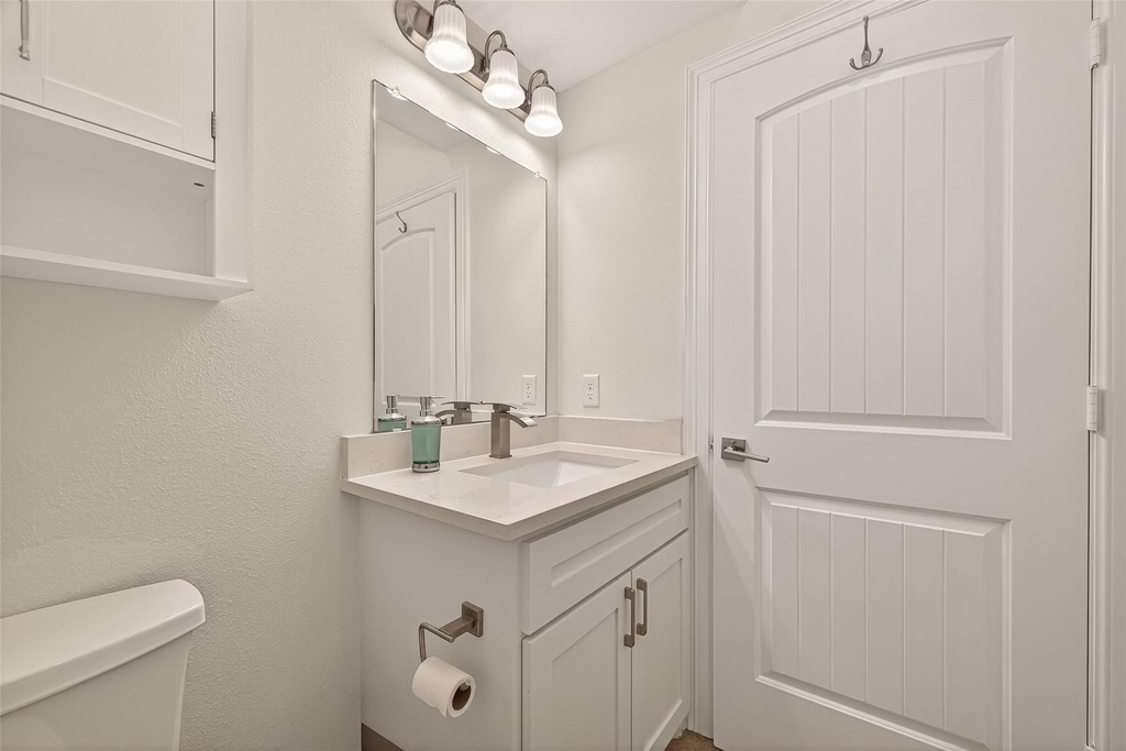 2211 Silverbonnet Street - Photo 19