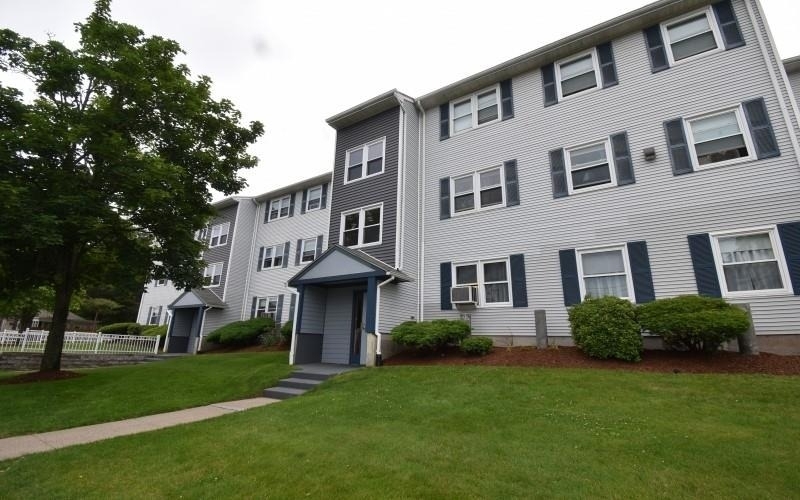 821 Plainfield St - Photo 6