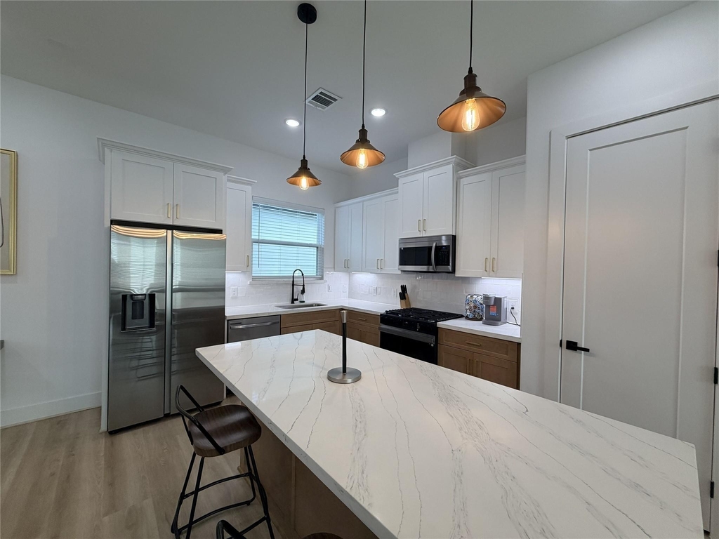 2706 Cochran Street - Photo 8