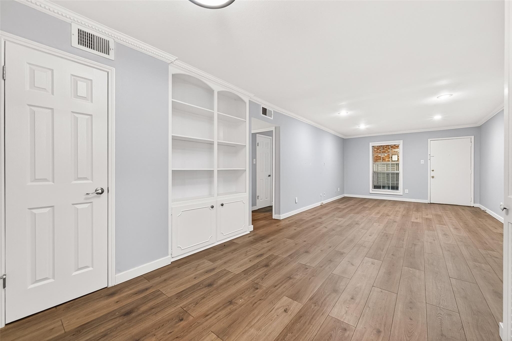 359 N Post Oak Lane - Photo 6
