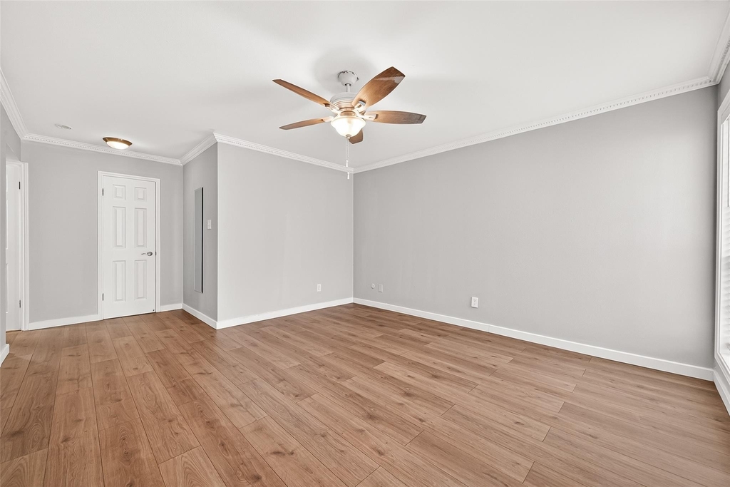 359 N Post Oak Lane - Photo 18