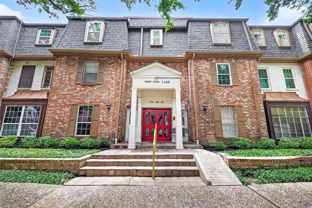 359 N Post Oak Lane - Photo 1