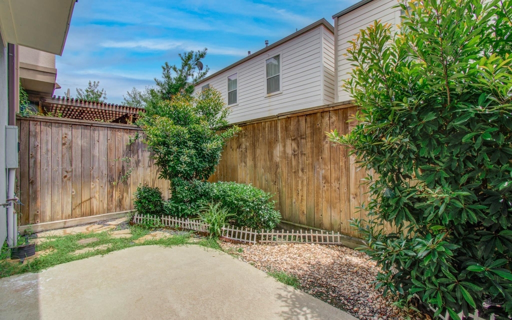 11023 Acorn Falls Drive - Photo 25