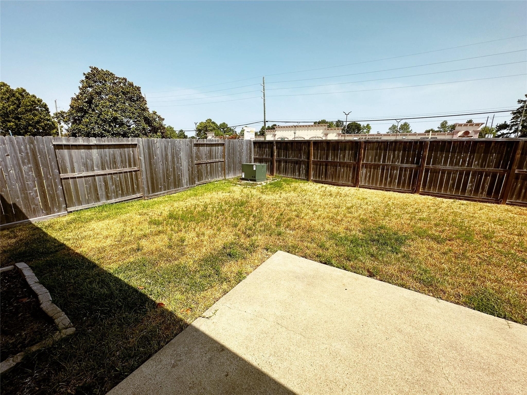 10210 Canyon Rose Lane - Photo 18