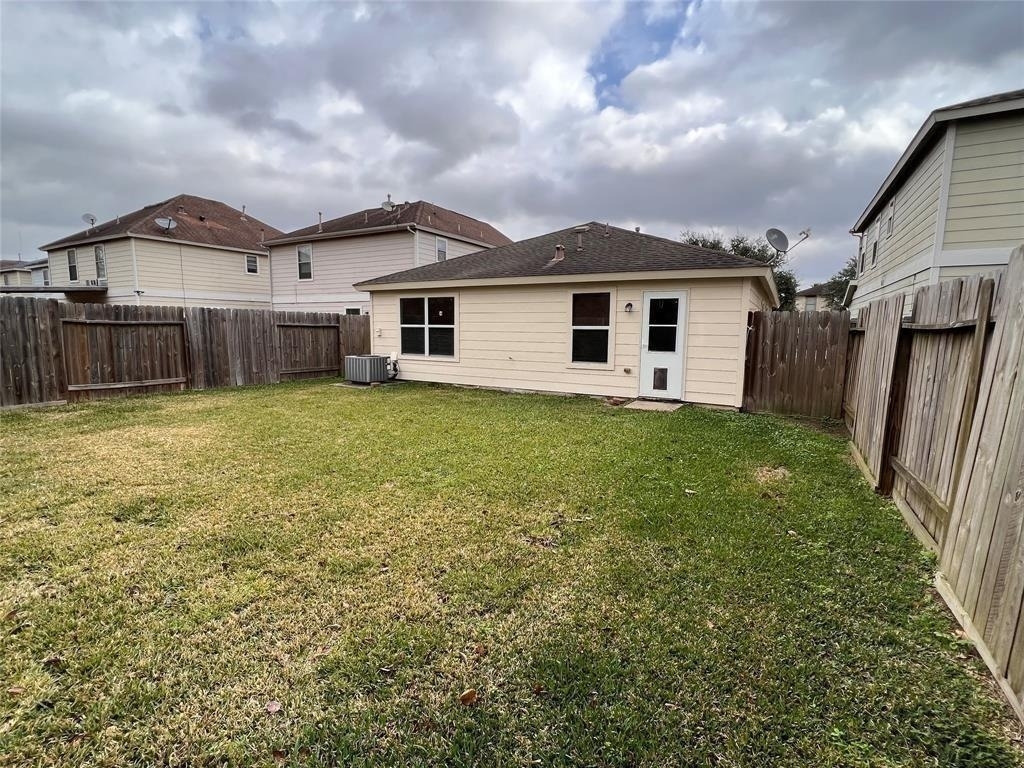12007 Madison Oak Street - Photo 16