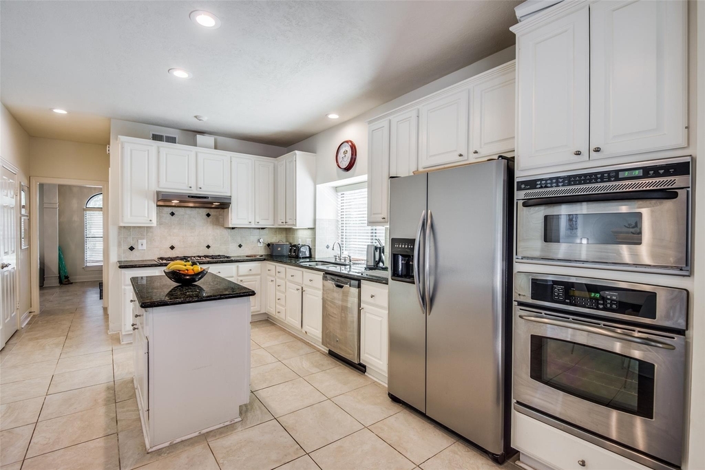 14202 Scarborough Fair Street - Photo 19