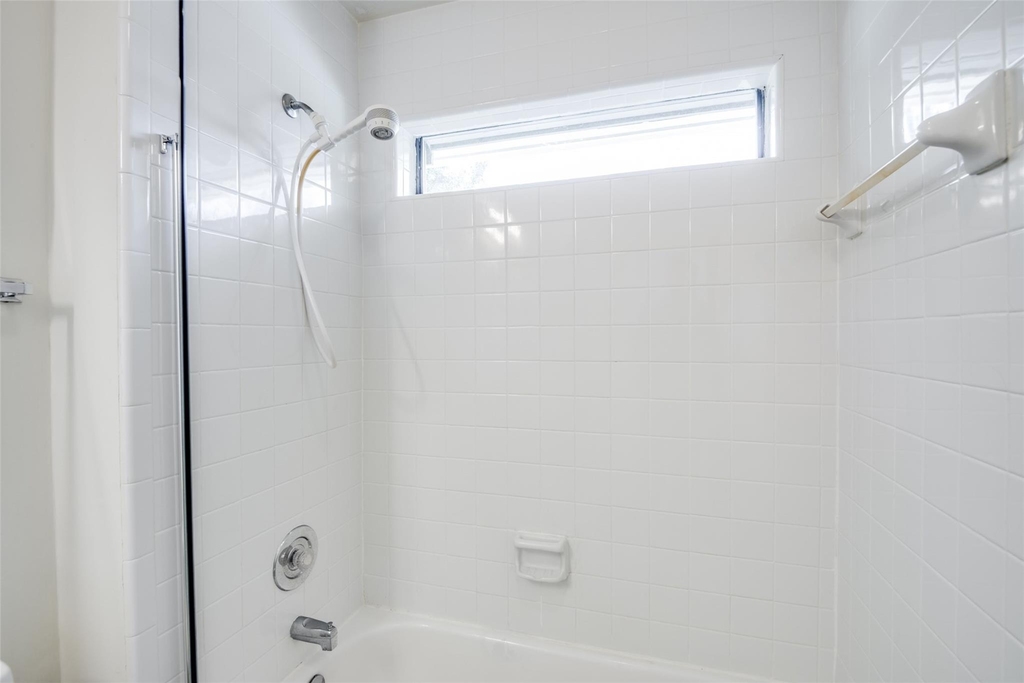14202 Scarborough Fair Street - Photo 34