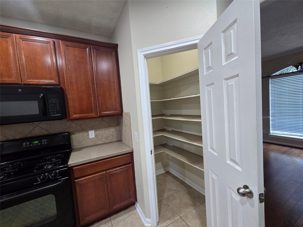 12331 Natchez Park Lane - Photo 7