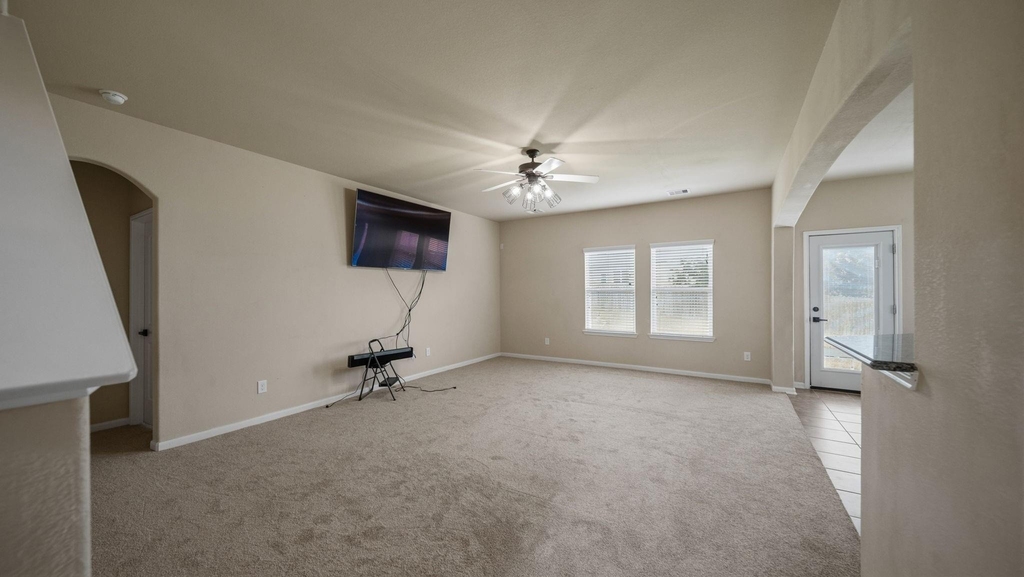 13092 Greenbriar - Photo 3