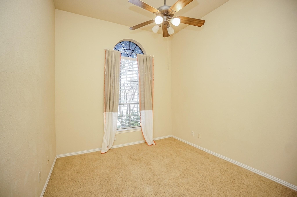 23103 Sandsage Lane - Photo 22